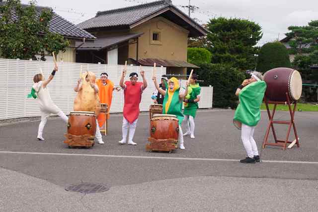 波田安留風寿太鼓の皆さんによるニコニコ祭りでの太鼓演奏